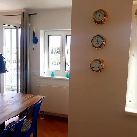 Liegeplatz Am Yachthafen *